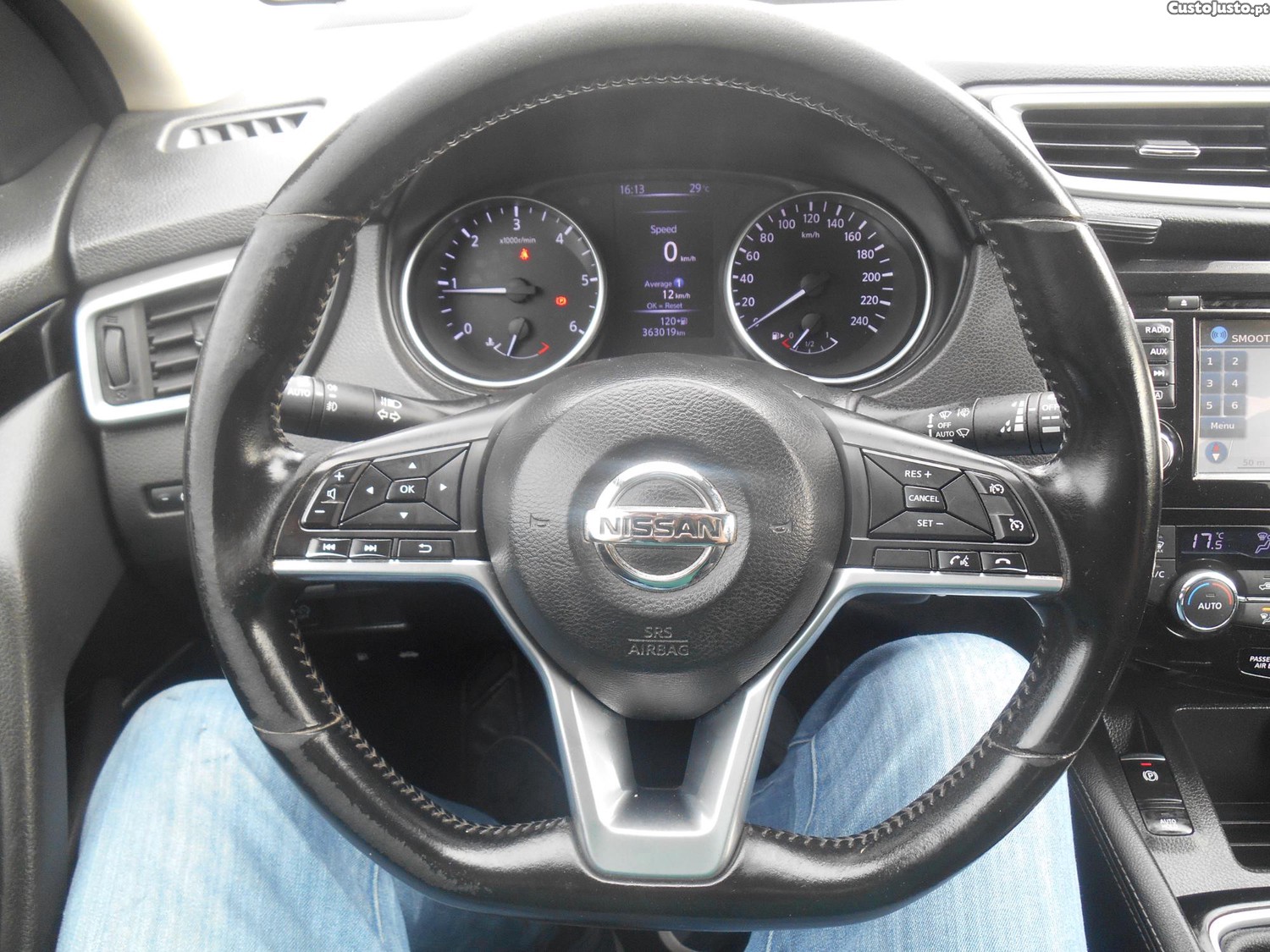 Nissan  Qashqai — photo 4