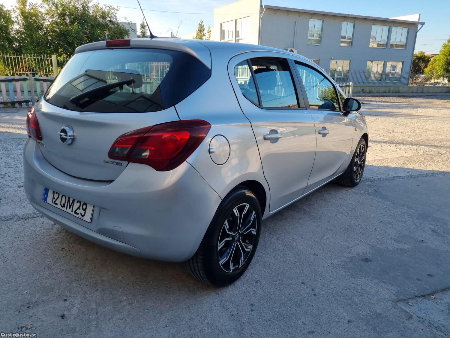 Opel Corsa 1.3 CDTI 95CVnacional — fotografia 14