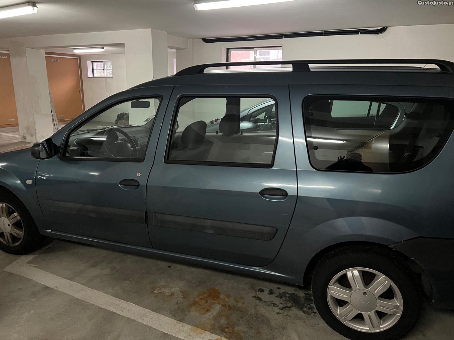Dacia Logan 7 lugares - 09 foto 3