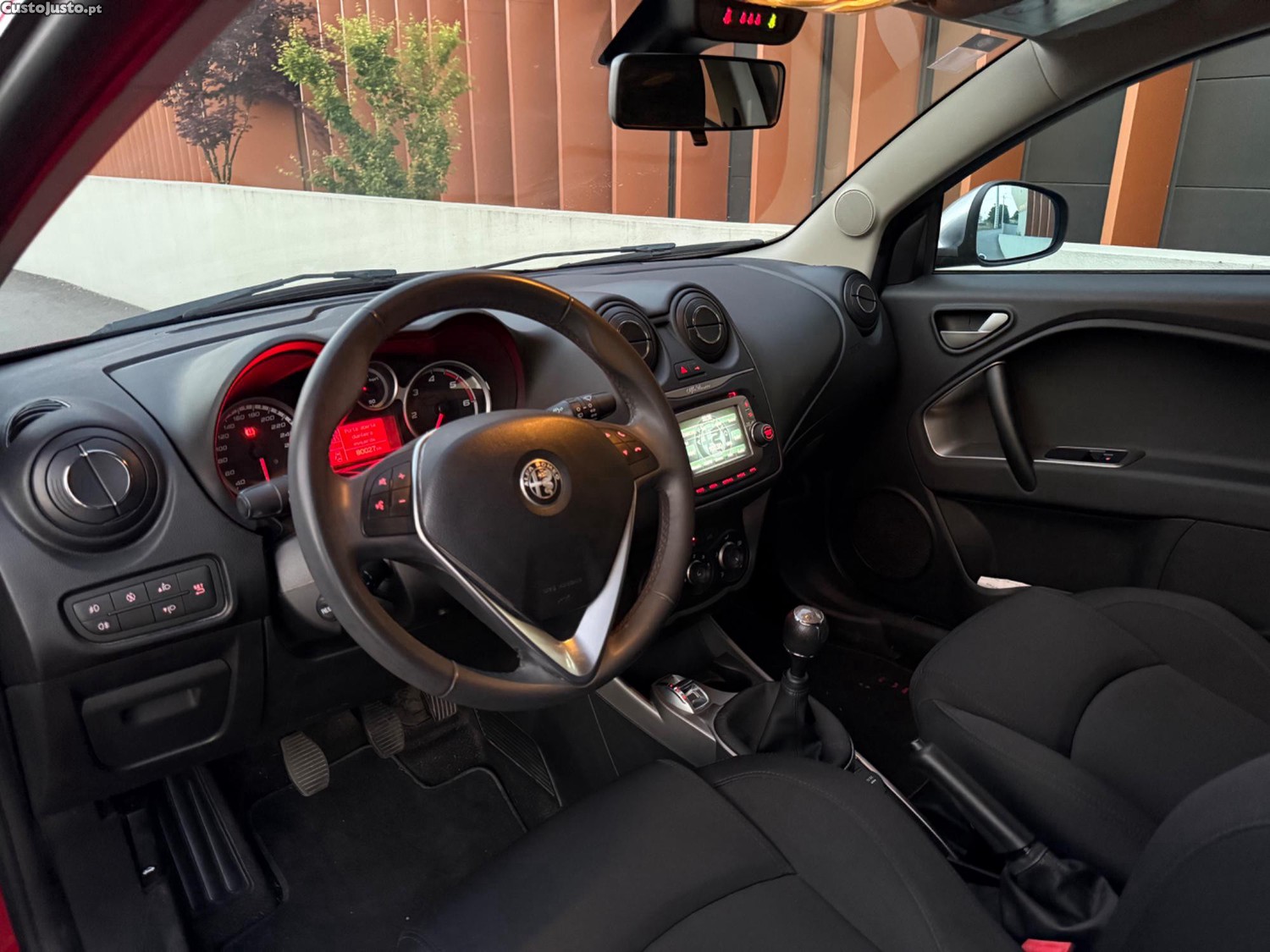 Alfa Romeo MiTo Distinctive Jtd M2 — fotografia 4