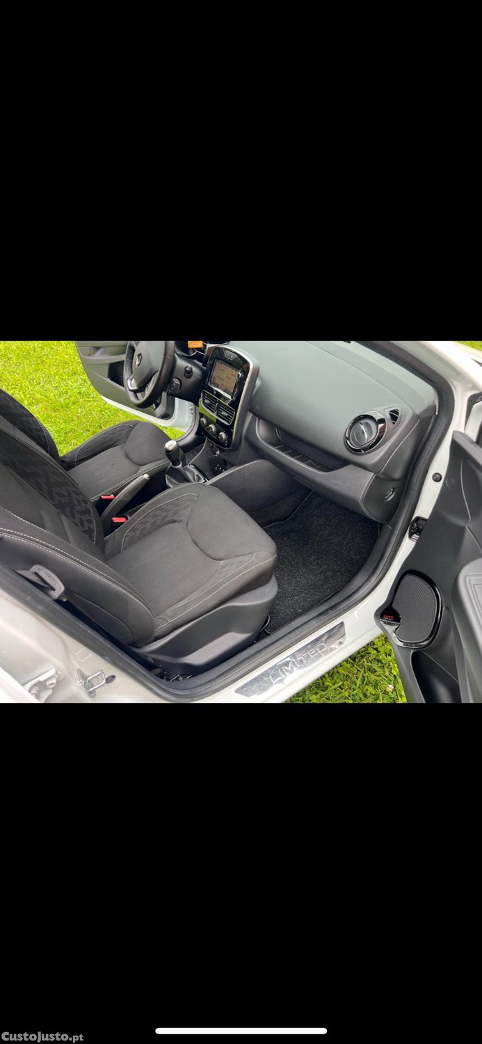 Renault Clio LIMITED EDITION 2019 — fotografia 9