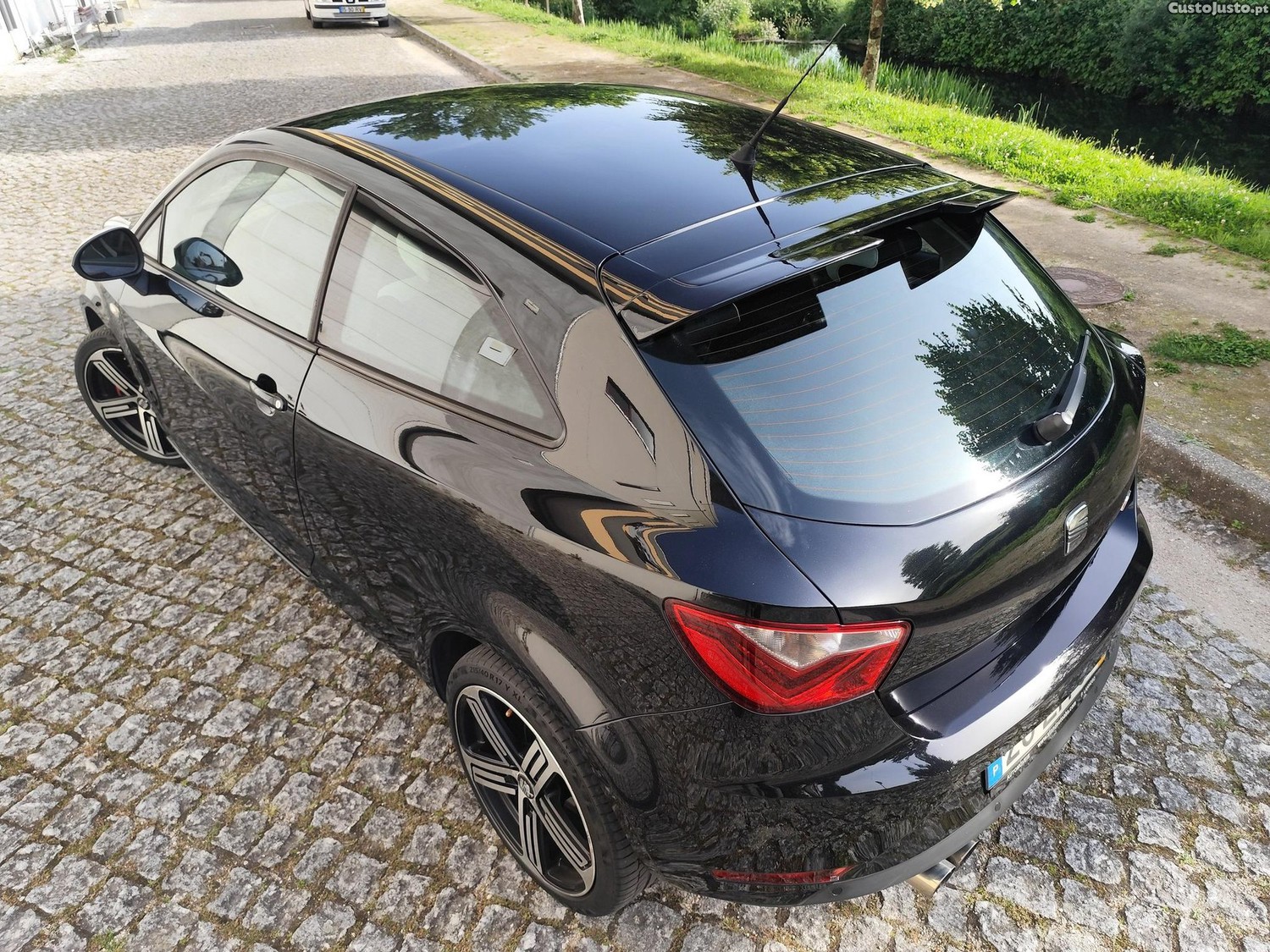 SEAT Ibiza 1.6 TDI FR — fotografia 14