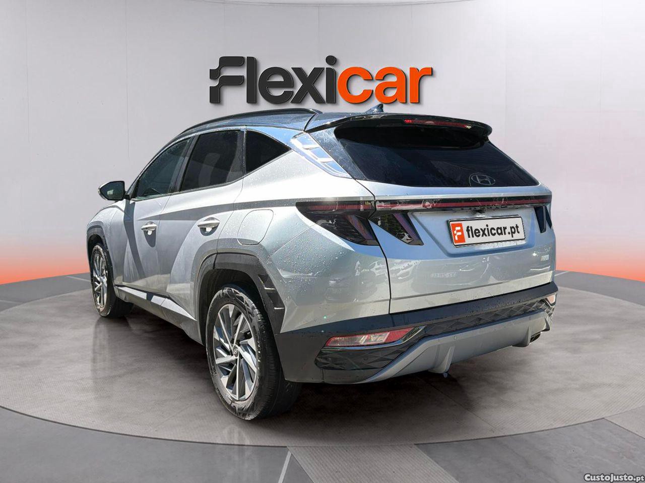 Hyundai Tucson 1.6 CRDi Vanguard — fotografia 16