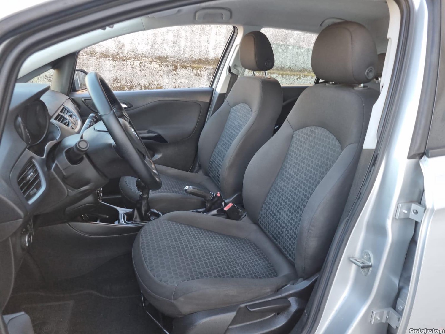 Opel Corsa 1.3 CDTI 95CVnacional — fotografia 3