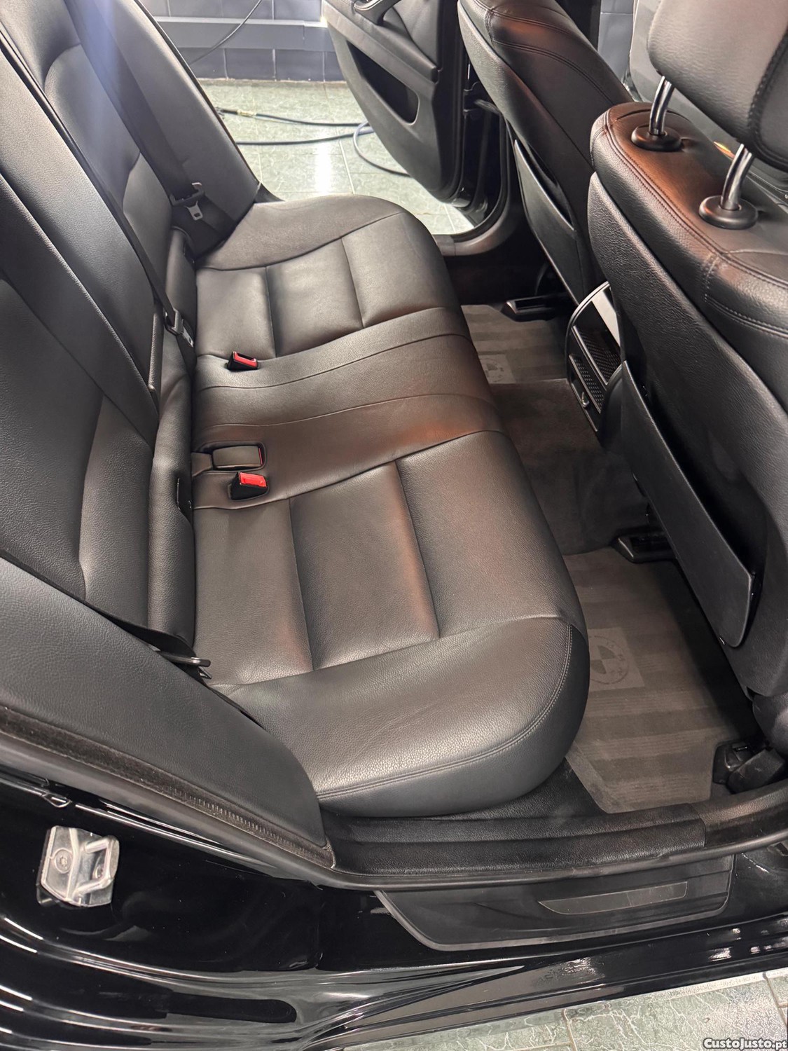 BMW 520 d Touring 190cv Auto | Nacional | 11/2016 | Histórico Completo — fotografia 2