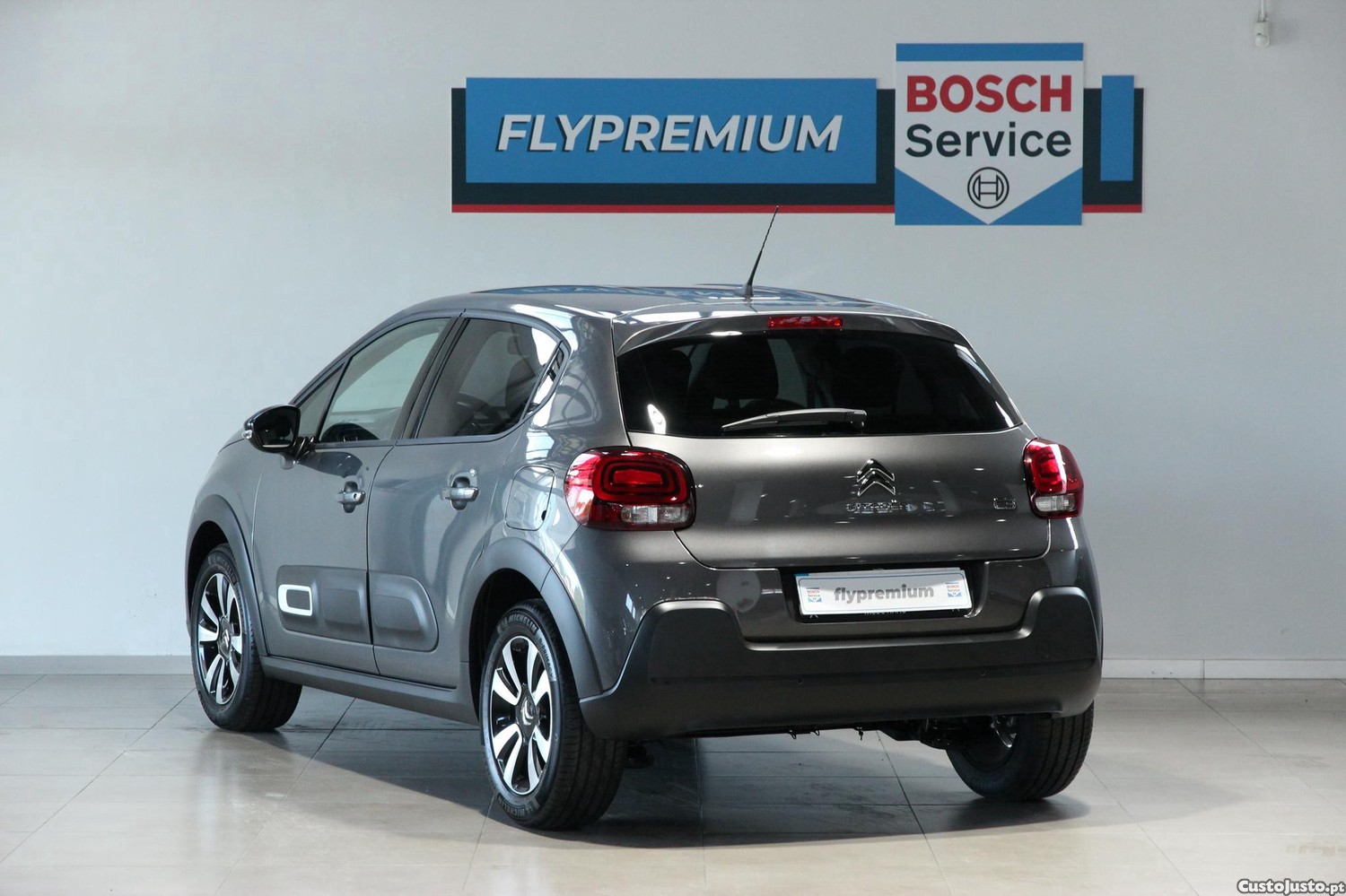 Citroën C3 1.2 PureTech Shine - 24 — photo 3