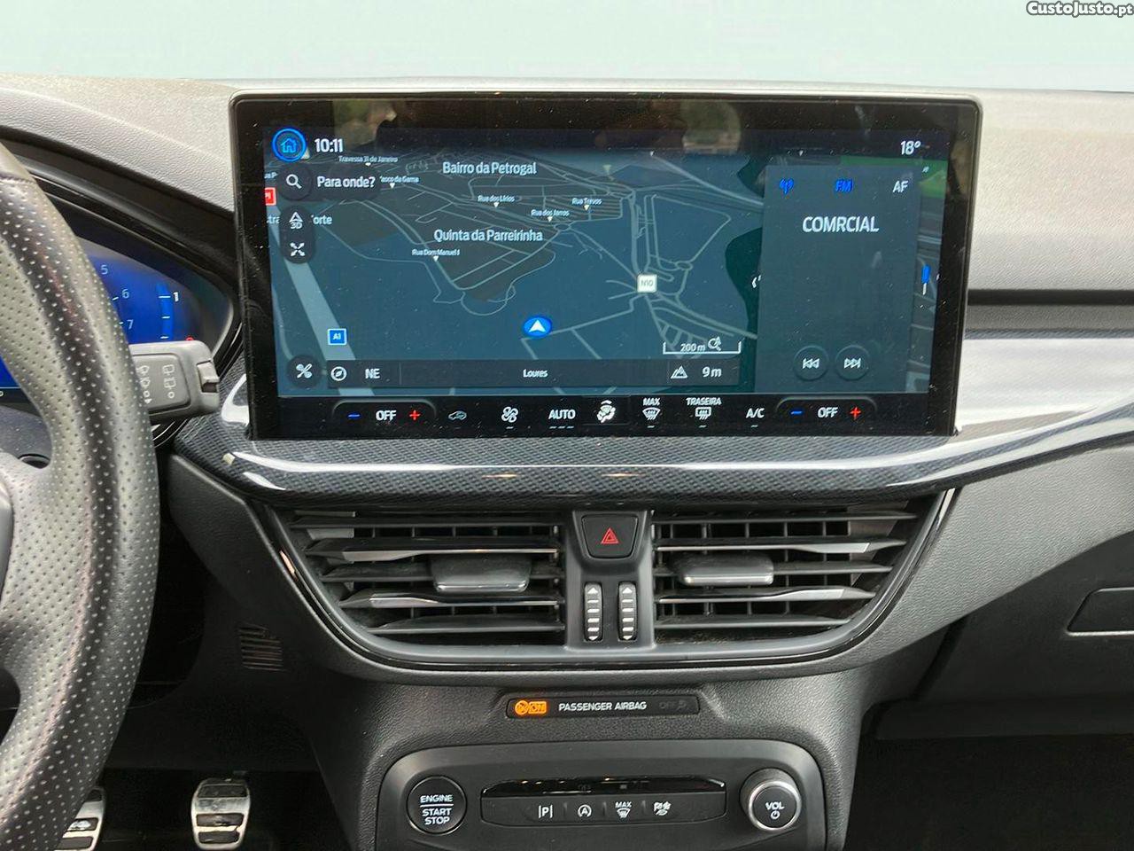 Ford Focus 1.0 EcoBoost MHEV ST-Line — fotografia 7
