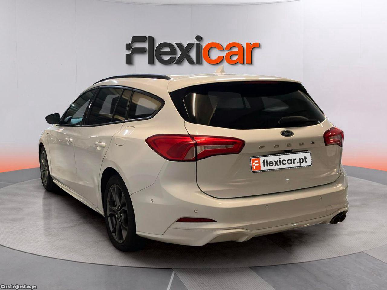 Ford Focus SW 1.0 EcoBoost ST-Line Aut. — fotografia 23