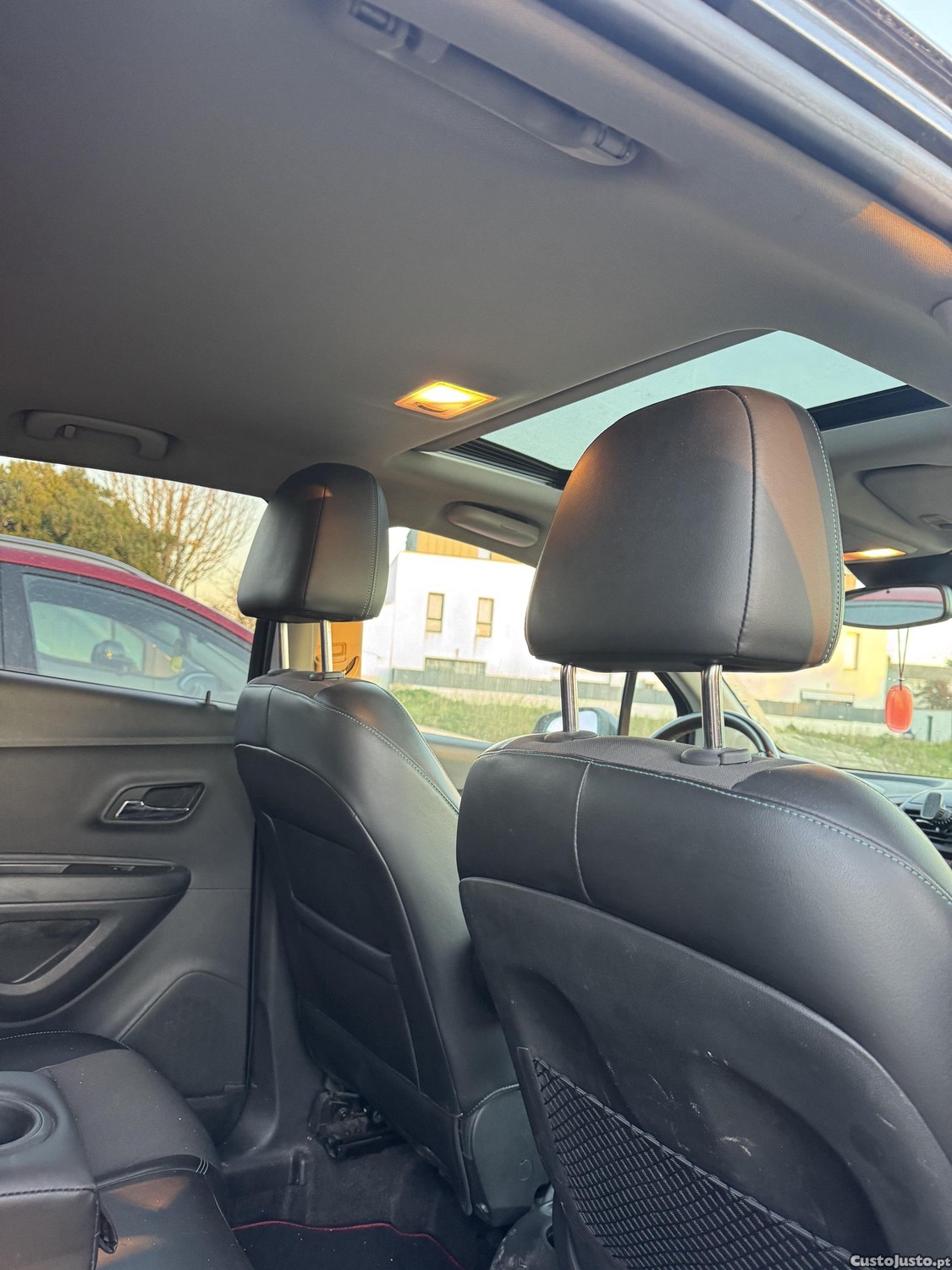 Chevrolet Trax Suv — fotografia 9