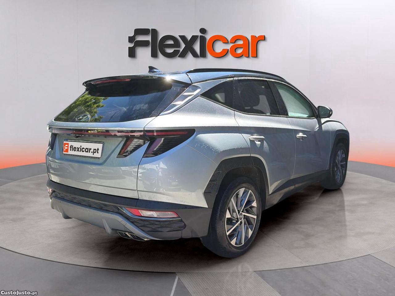 Hyundai Tucson 1.6 CRDi Vanguard — fotografia 15