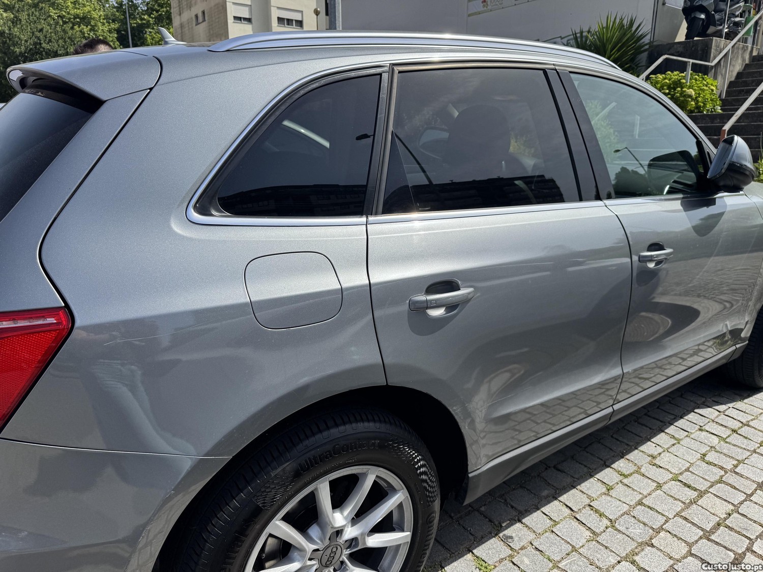Audi Q5 Q-tronic — fotografia 9