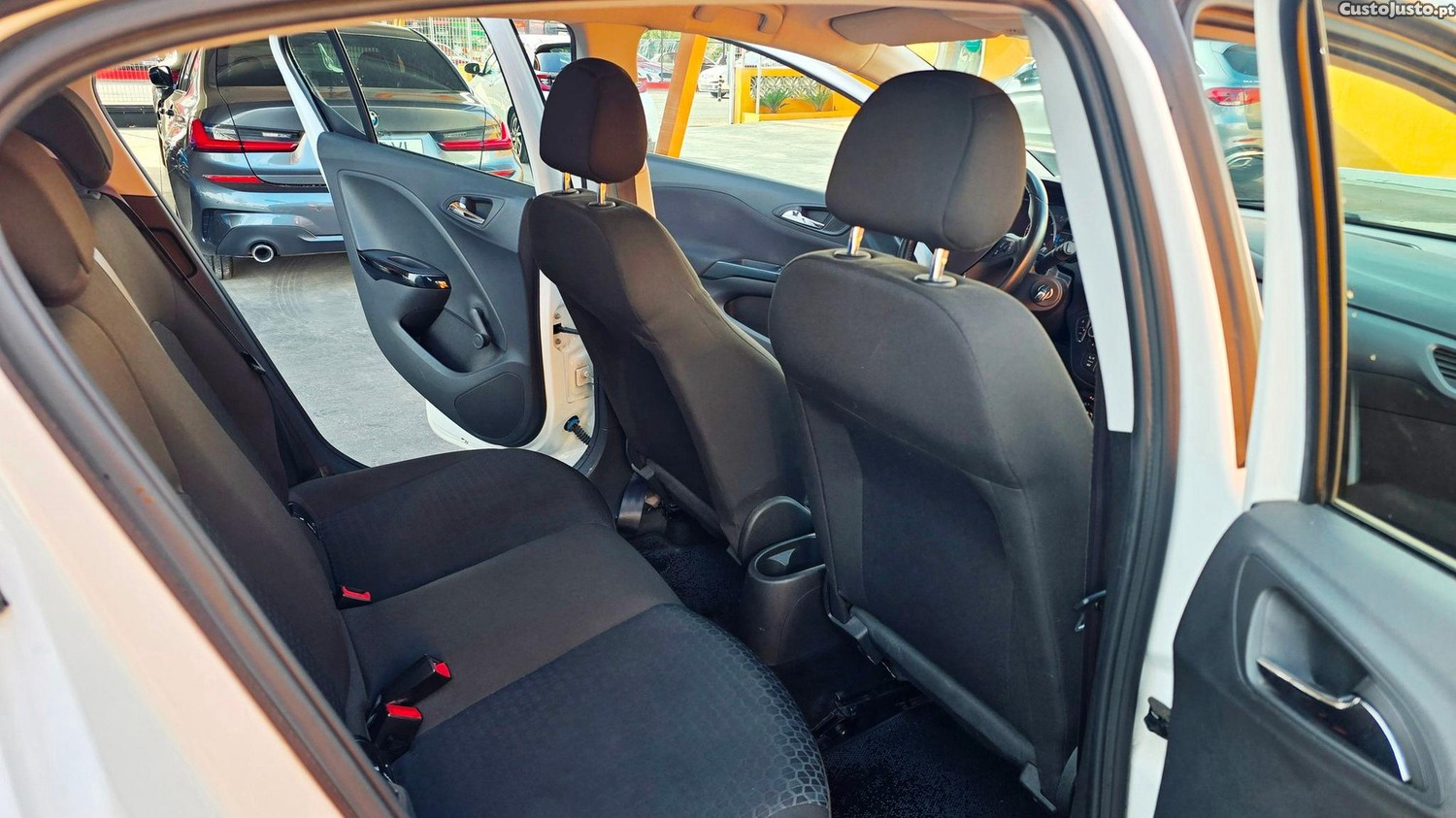 Opel Corsa 1.3 CDTi Dynamic — fotografia 8