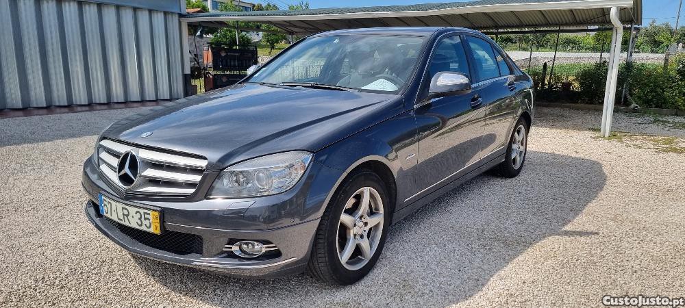 Mercedes-Benz C 220 Avantgarde — fotografia 7