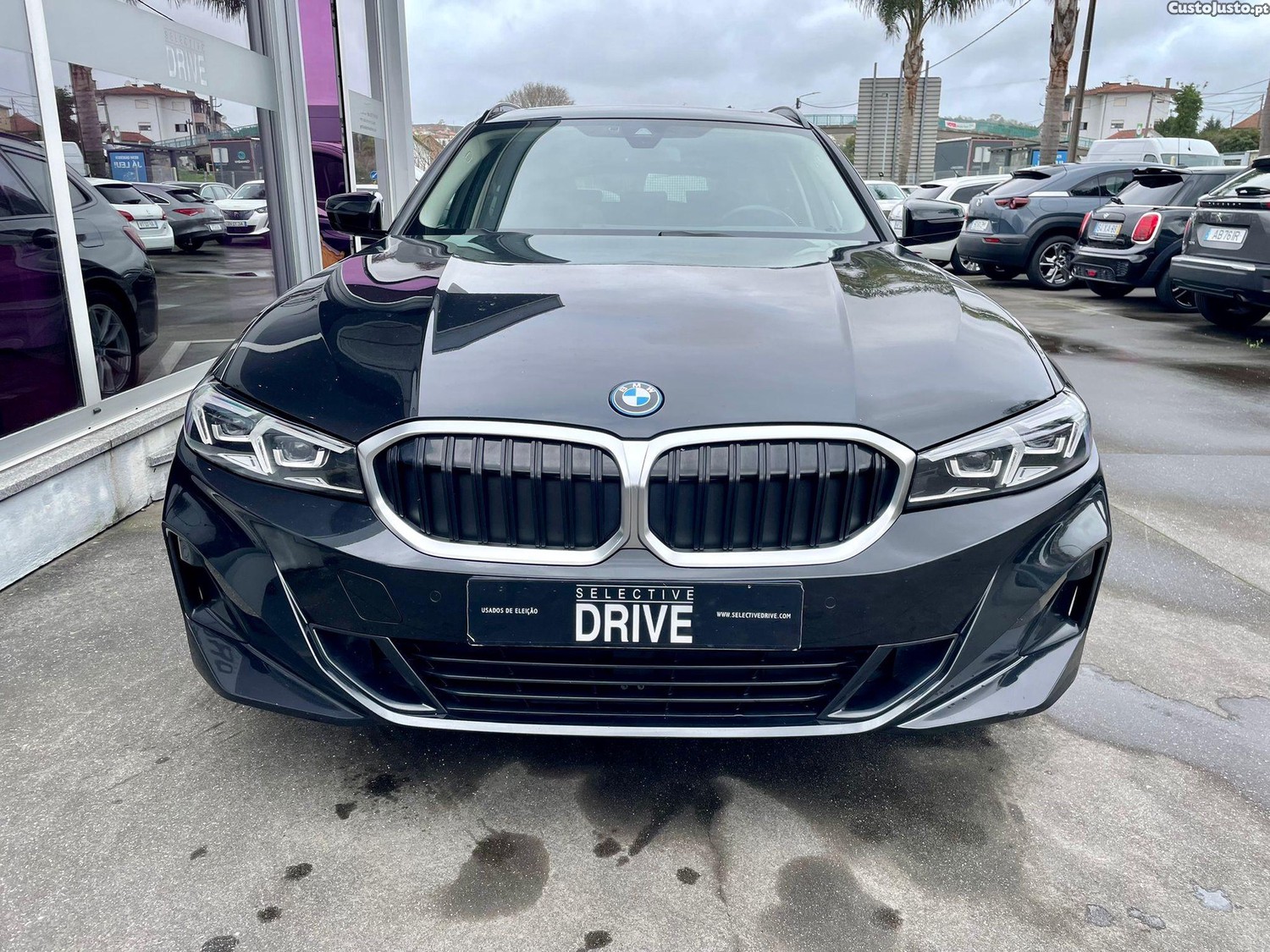 BMW 320 e Corporate Edition Auto — fotografia 13