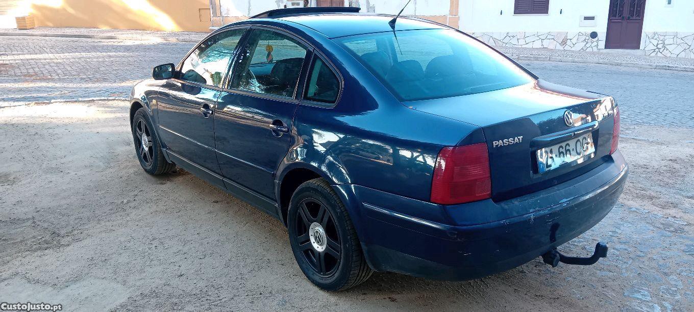 VW Passat 2.5 v6 TDI 150cv - 99 foto 3