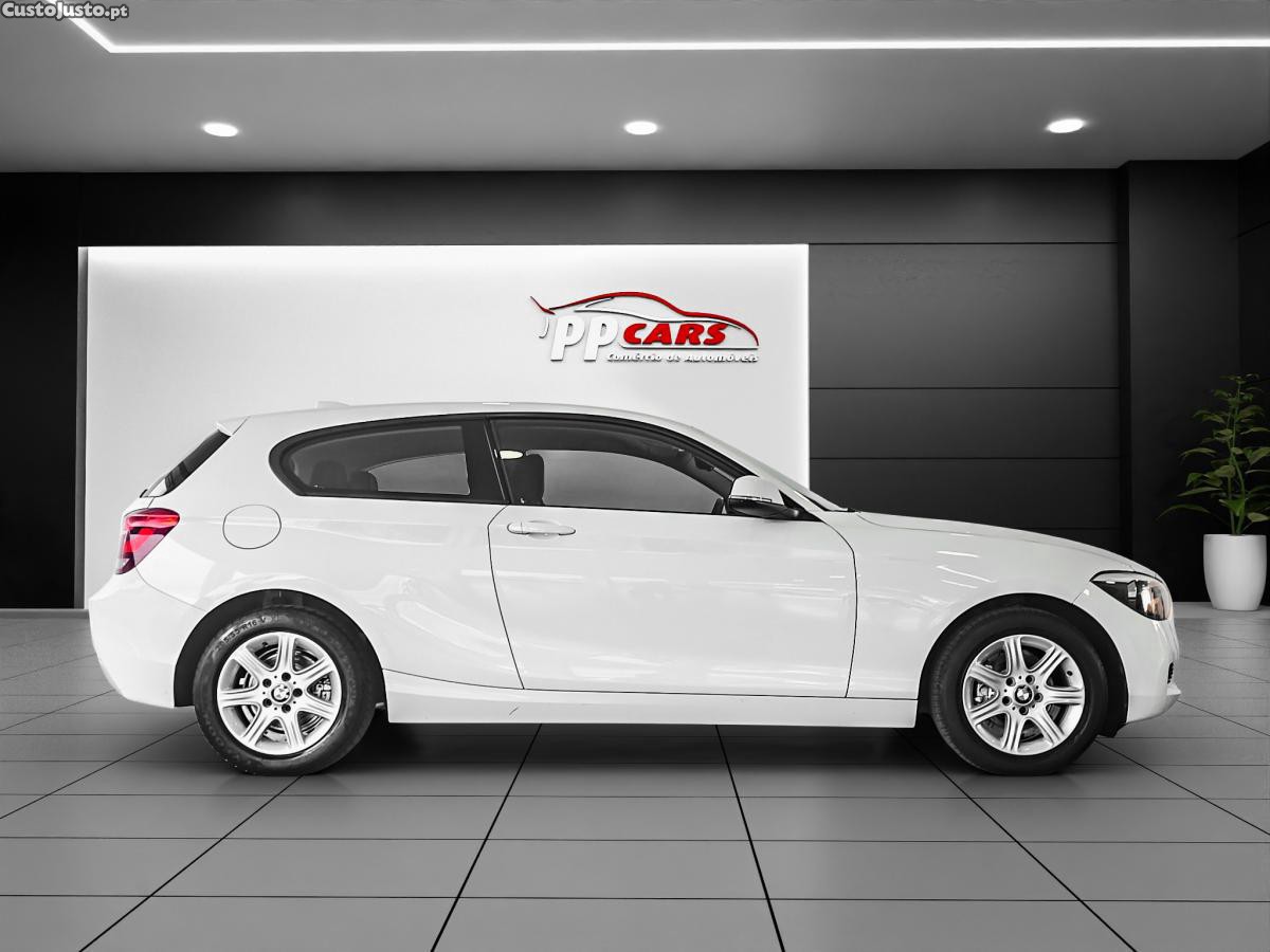BMW 114 i — fotografia 3