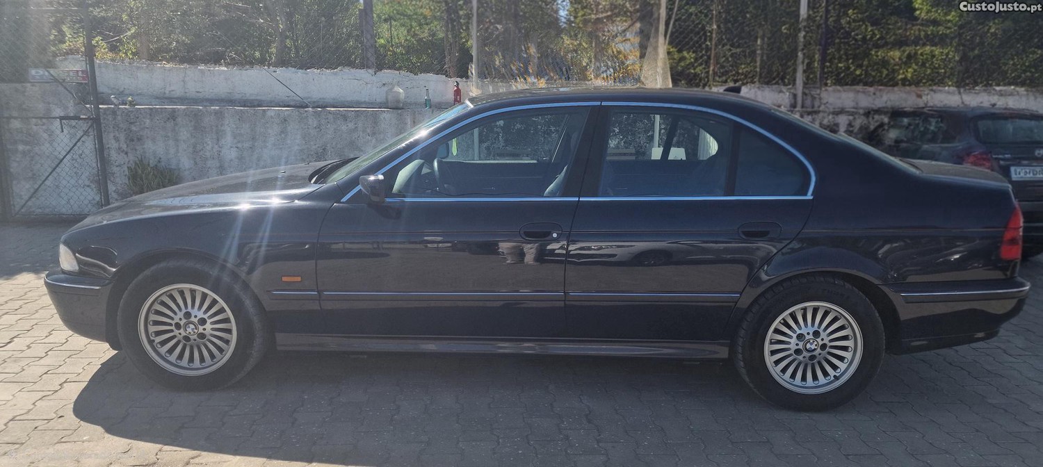 BMW 530 5 Series — fotografia 11