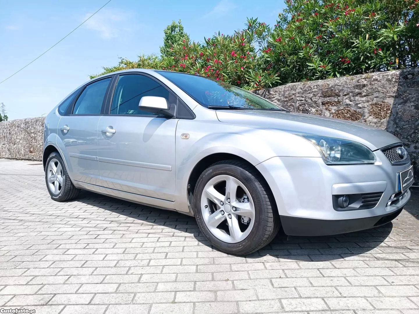 Ford Focus 1.6 tdci connection — fotografia 14