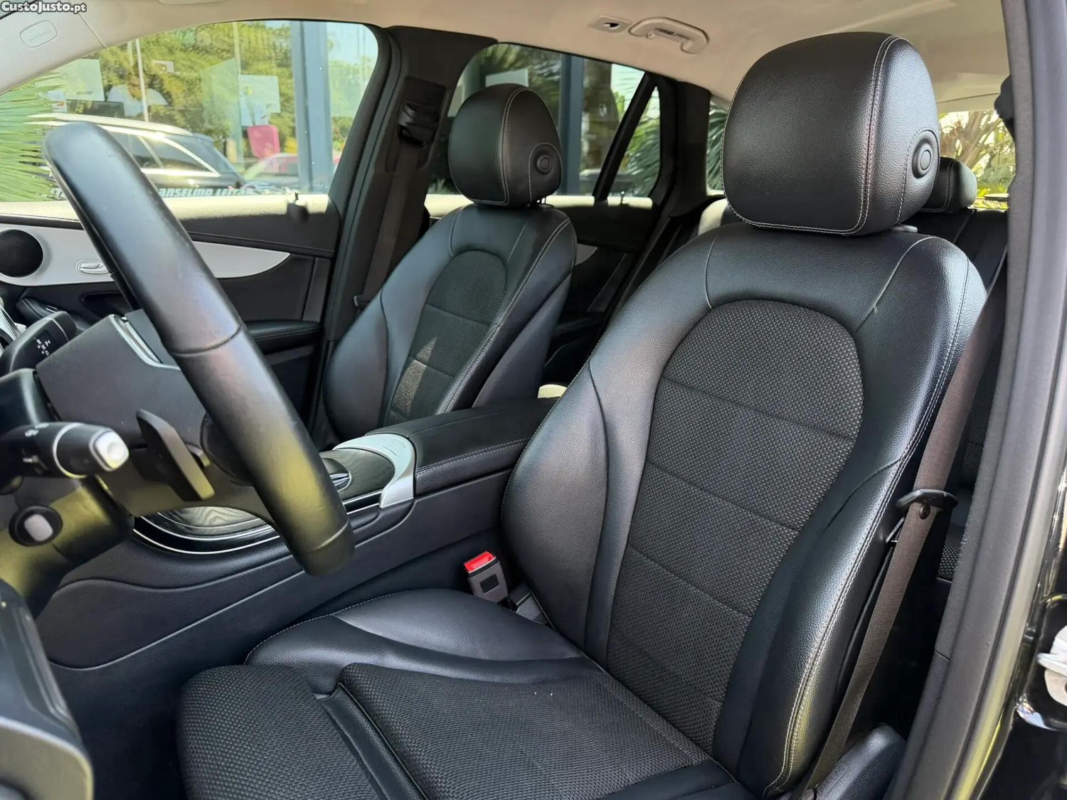 Mercedes-Benz GLC 300 de 4Matic — fotografia 17