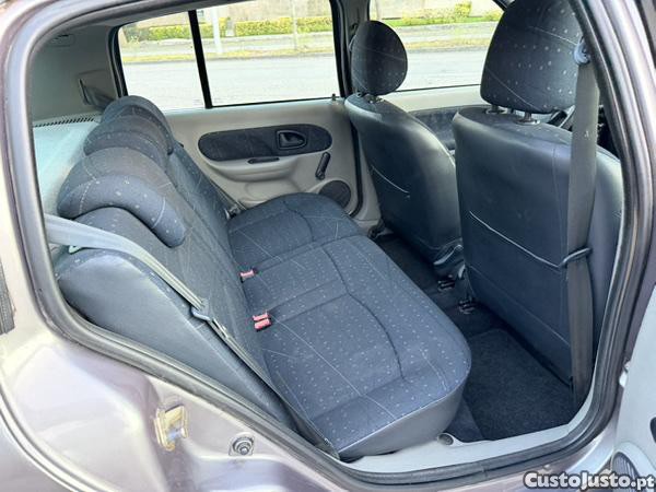 Renault Clio 1.2 16v. Expression - c/152.000kms — fotografia 2