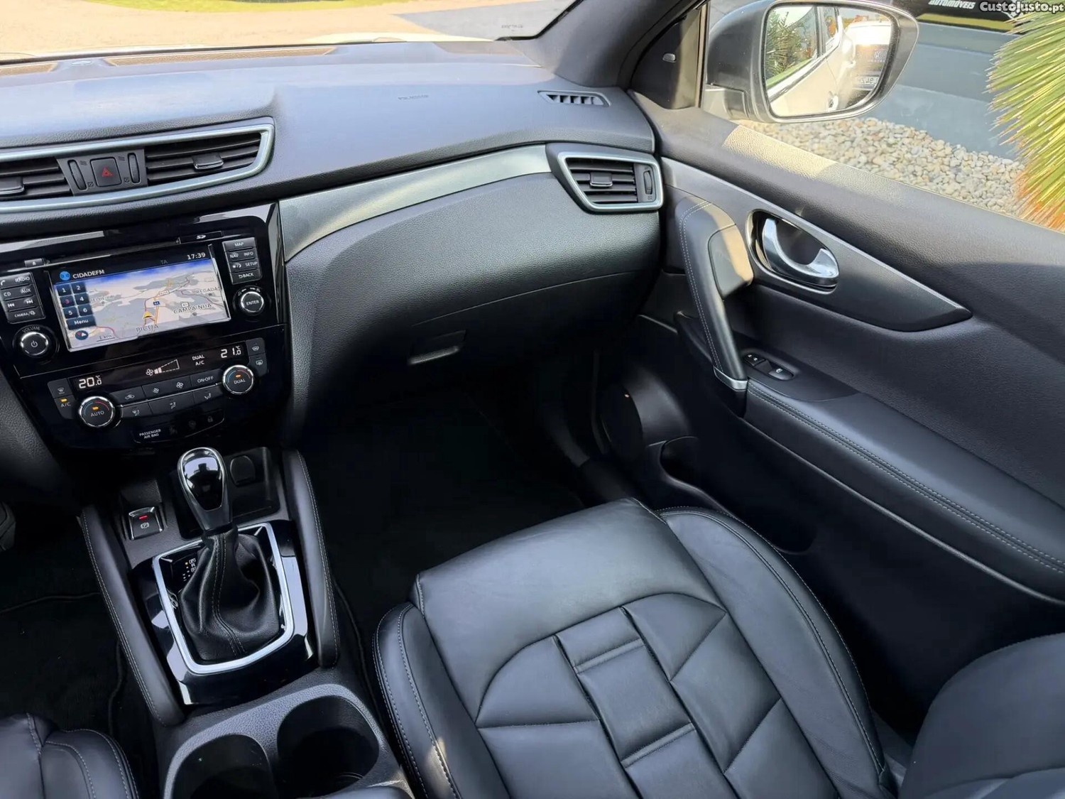 Nissan Qashqai 1.6 dCi Tekna Premium Pele Preta Xtronic — fotografia 5