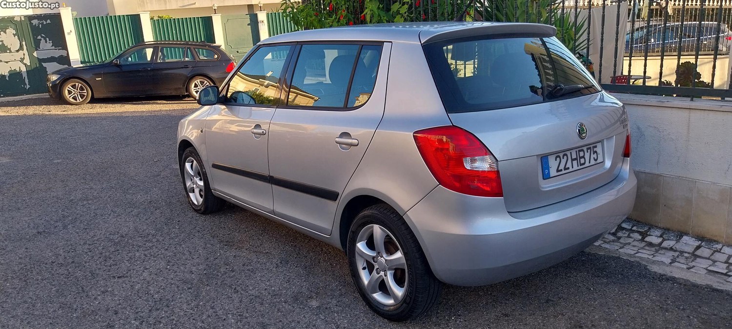 Skoda Fabia 1.2 MPI — fotografia 9