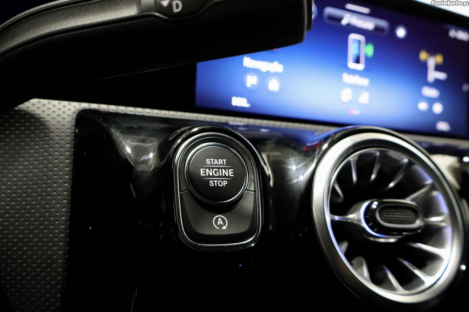 Mercedes-Benz A 180 d — fotografia 5