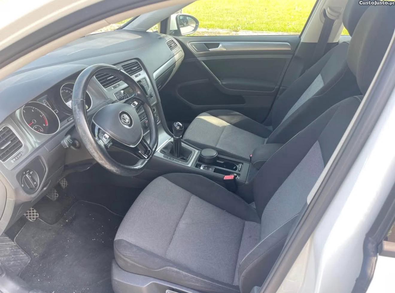 Volkswagen Golf 1.6 TDI, BlueMotion, Nacional, 149 mil kms,Crédito — fotografia 4