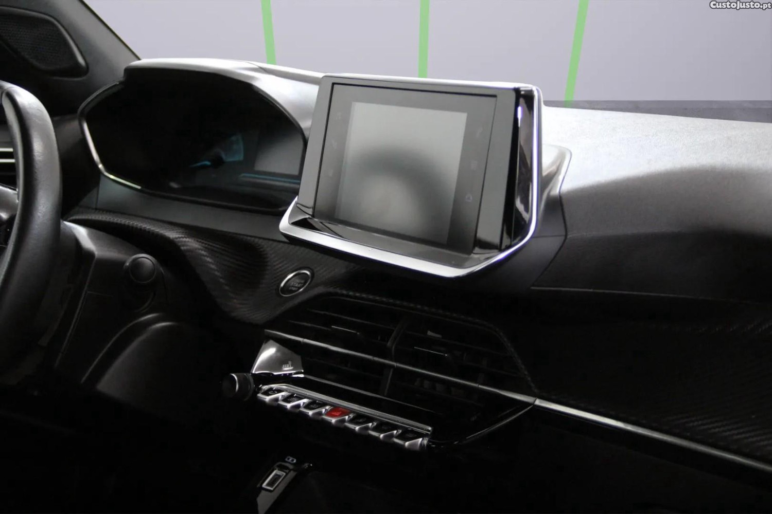Peugeot e-2008 50 kWh Active Pack — fotografia 6