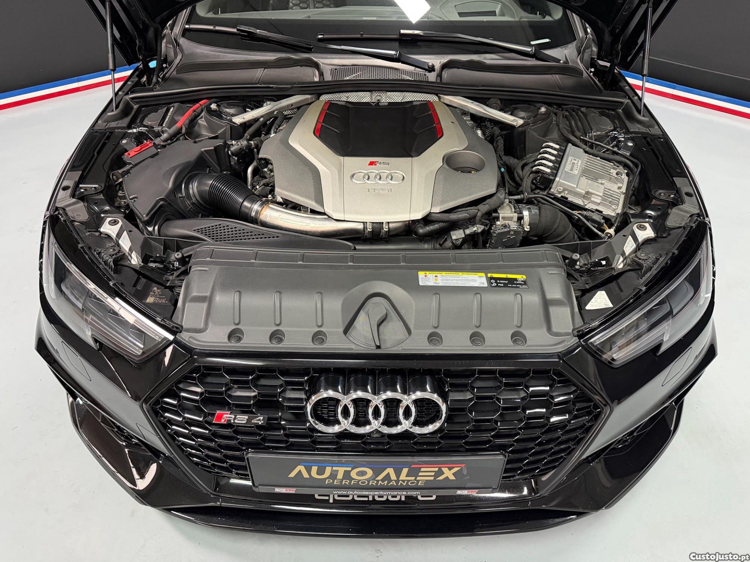 Audi RS4 Avant — fotografia 4
