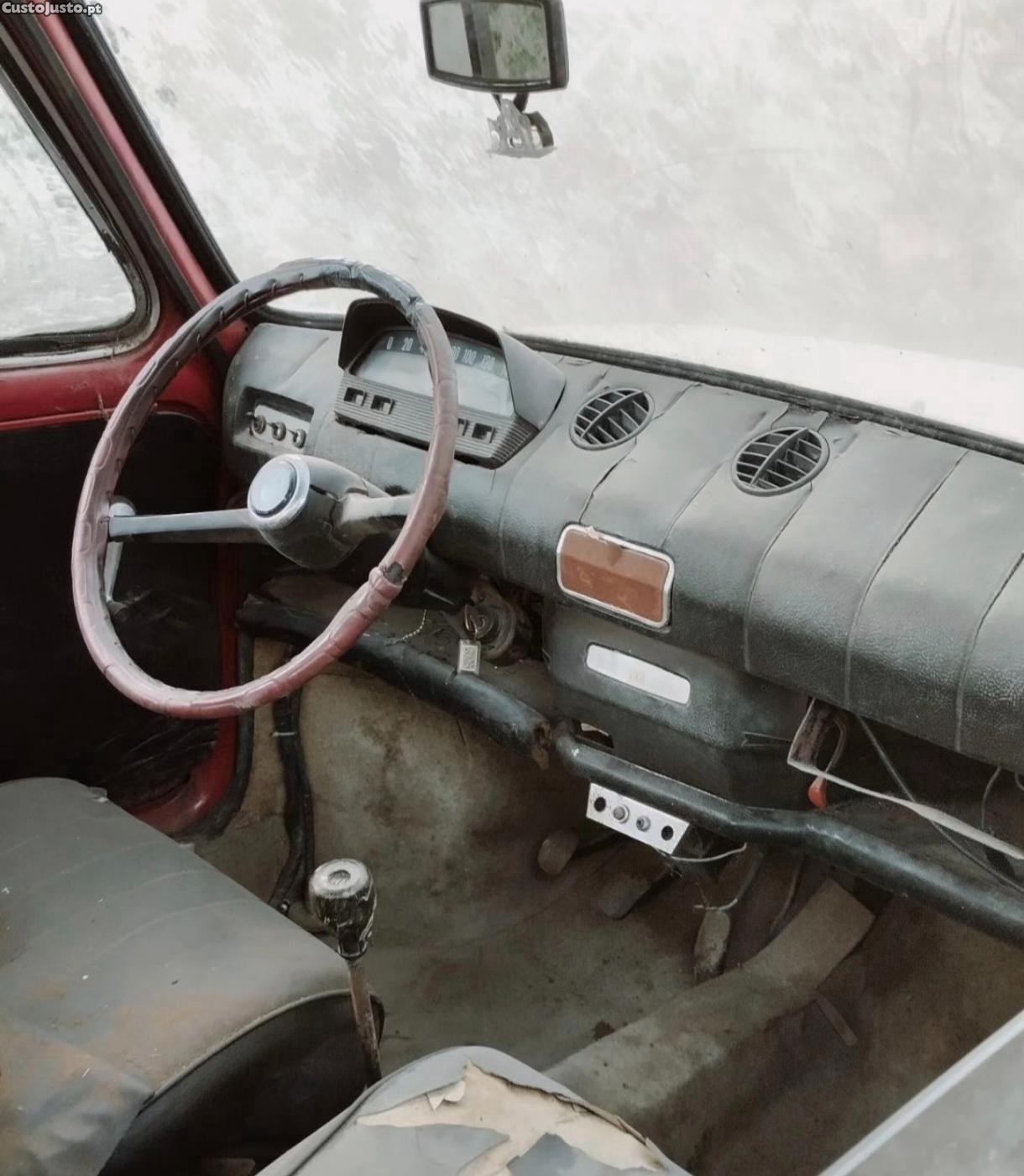 Fiat 850 Berlina Clássico ( Restauro ) — fotografia 4