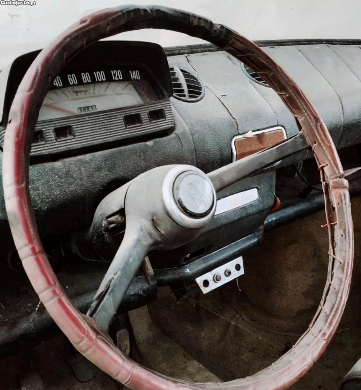 Fiat 850 Berlina Clássico ( Restauro ) — fotografia 5