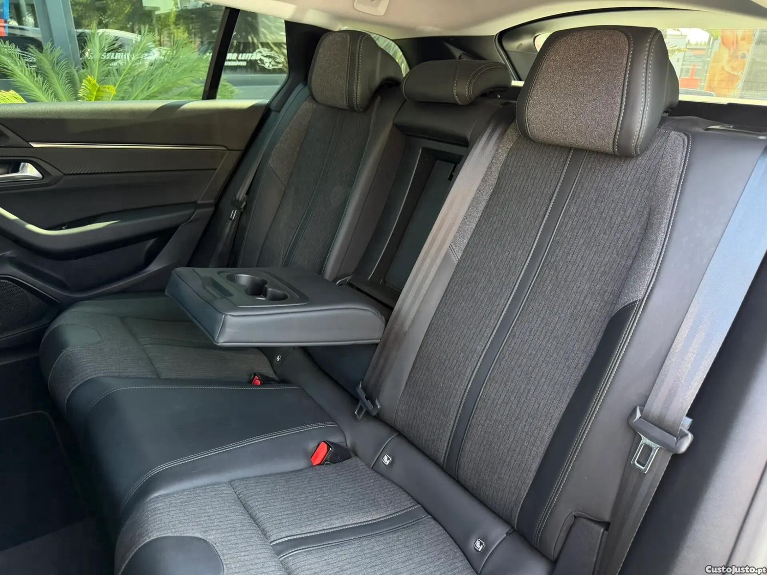 Peugeot 508 1.5 BlueHDi Allure Pack EAT8 — fotografia 12