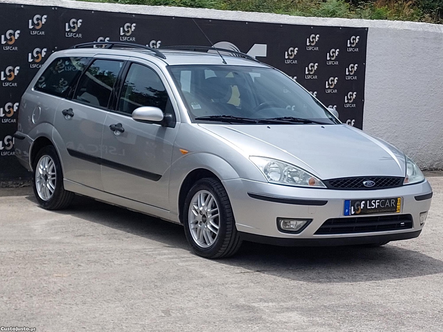 Ford Focus SW 1.4 16v 75cv, a.c, j.l.l, bom estado — fotografia 17