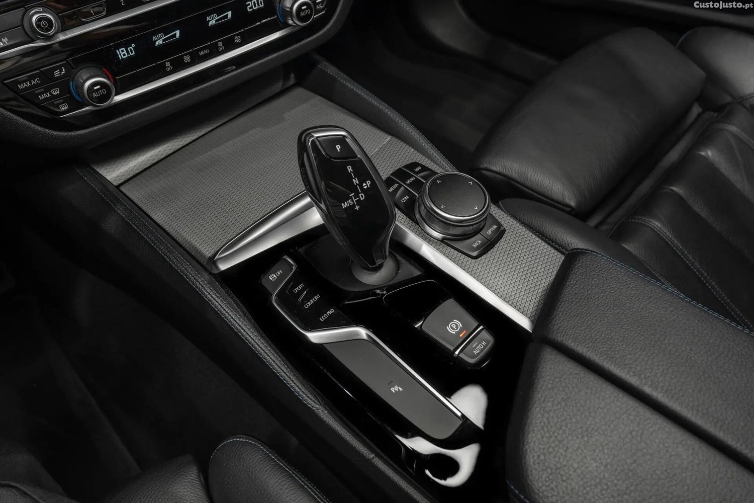 BMW 520 d Pack M Auto — fotografia 11