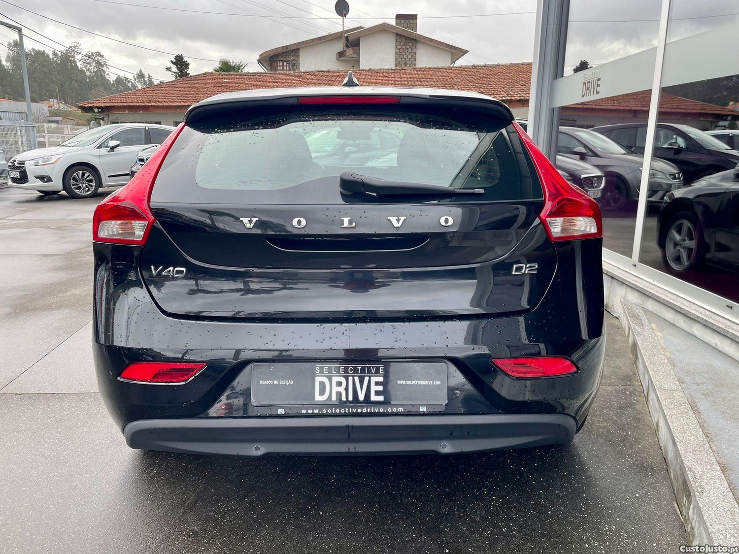 Volvo V40 2.0 D2 Kinetic Eco — fotografia 9