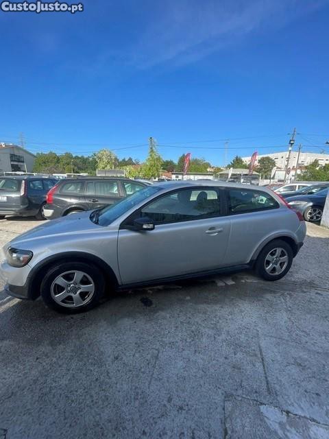 Volvo C30 1.6D — fotografia 3