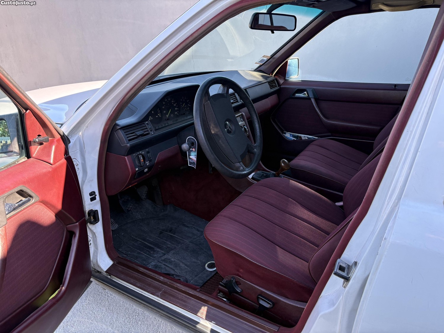 Mercedes-Benz 250 Diesel — photo 5