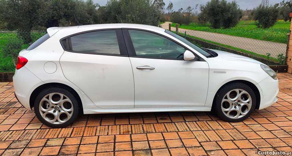 Alfa Romeo Giulietta 1.6 JTDM-2 Sport 120cv / 185 eur mês — fotografia 4