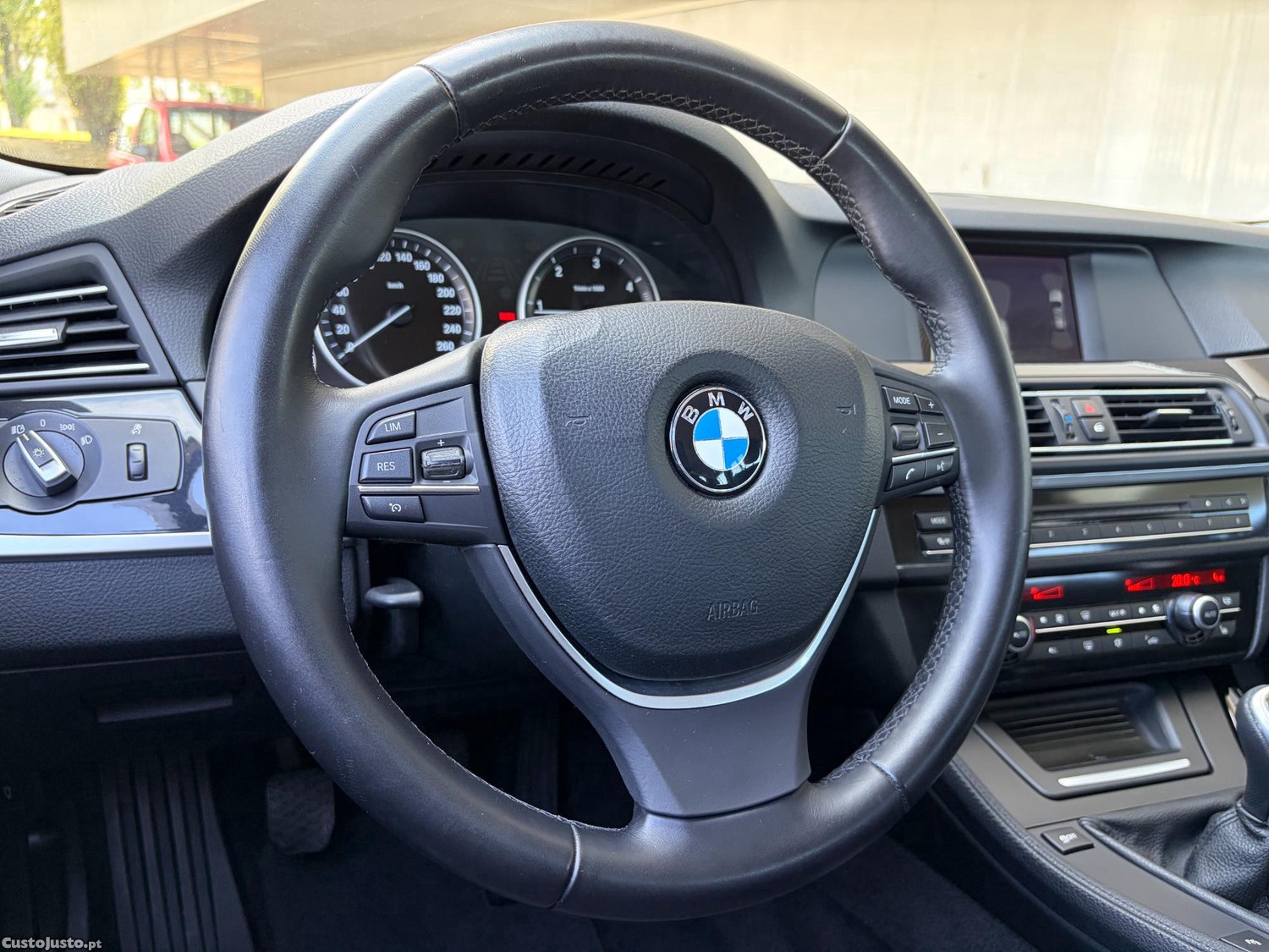 BMW 520 D TOURING PACK SPORT NAVIGATOR 184 CV — fotografia 10