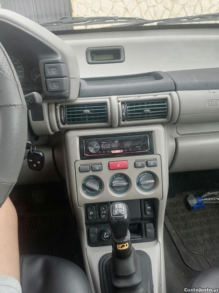 Land Rover Freelander 2.0 di xDI — fotografia 5