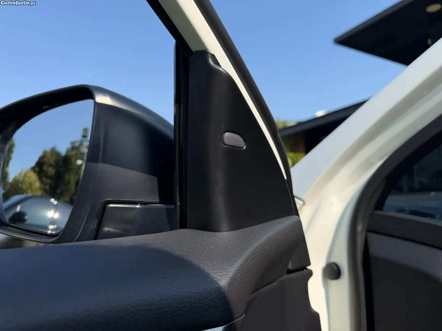 Nissan Qashqai 1.6 dCi Tekna Premium Pele Preta Xtronic — fotografia 14
