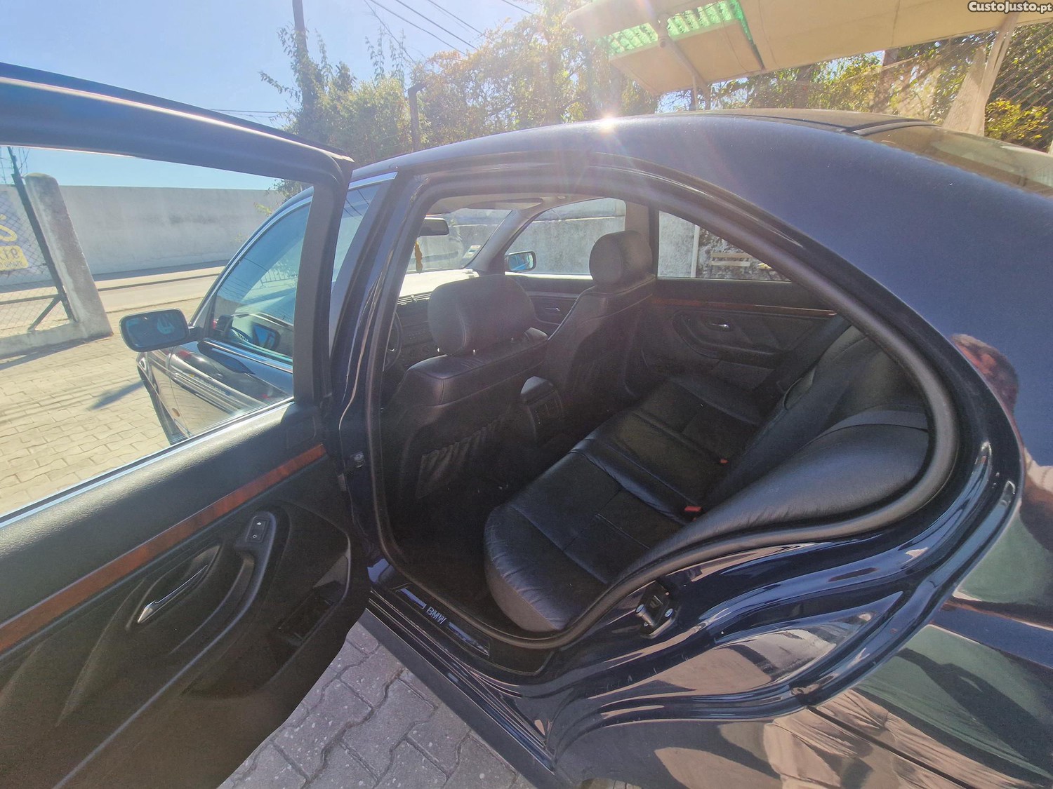 BMW 530 5 Series — fotografia 6