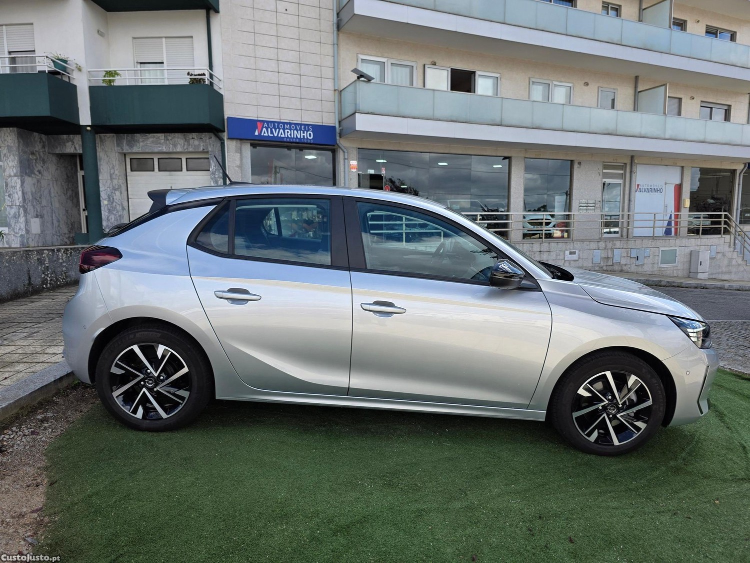 Opel Corsa 1.2 T Edition — fotografia 22