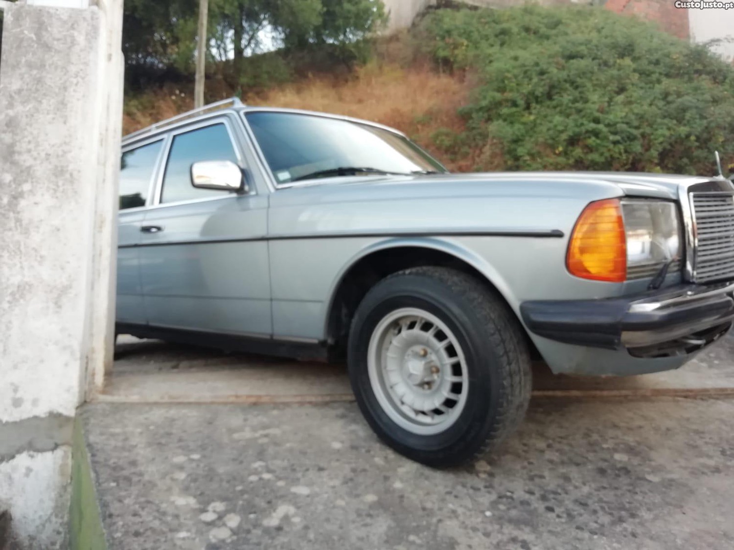 Mercedes-Benz 300 (S123) TD Turbo Diesel - 81 foto 5