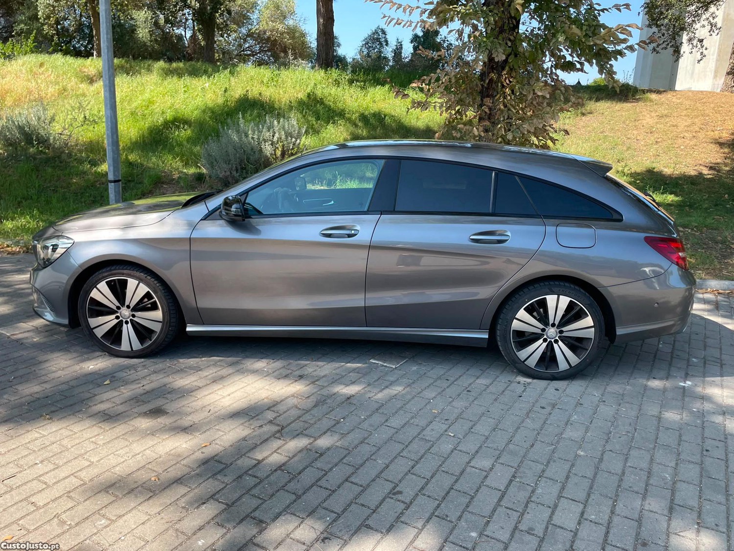 Mercedes-Benz CLA 180 d BlueEFFICIENCY Edition — fotografia 7