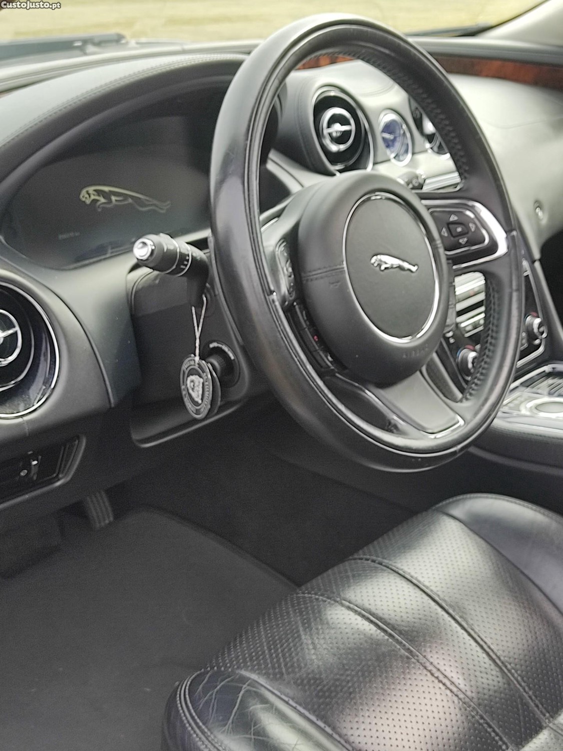 Jaguar XJ 3.0 D Biturbo Vend Troc só 259 kms — fotografia 7
