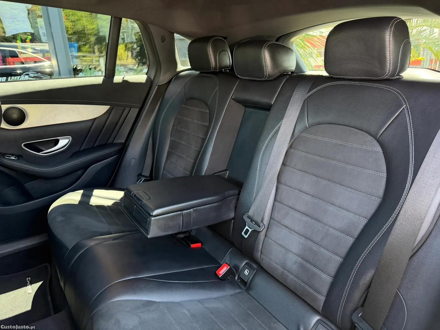Mercedes-Benz EQC 400 4Matic — fotografia 11