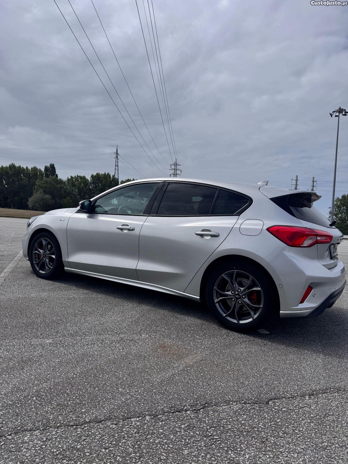 Ford Focus ST-Line 1.0 EcoBoost — fotografia 7