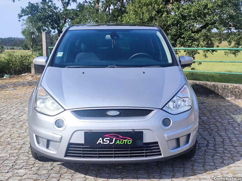 Ford S-Max 2.0 tdci titanium 7l - 07 foto 3